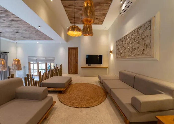 Semiramida By Evdekimi - Elegant 2br With Pool, Open-air Bath, Patio Villa