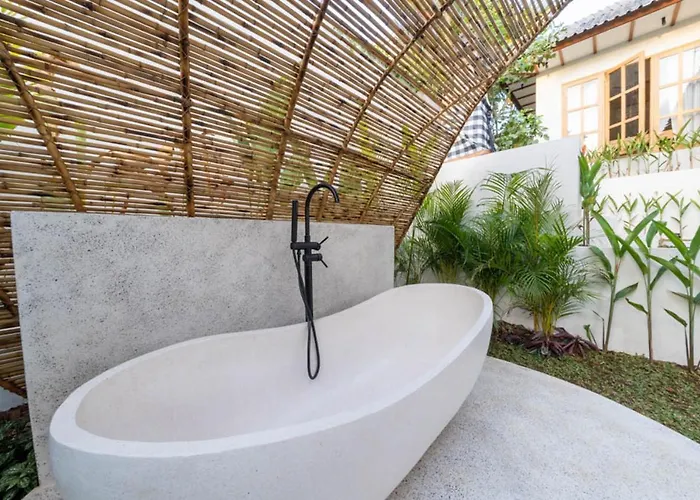 Semiramida By Evdekimi - Elegant 2br With Pool, Open-air Bath, Patio Villa *