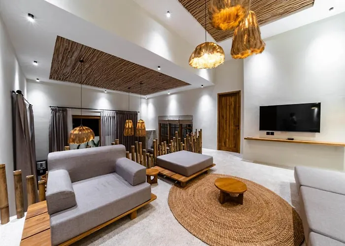 Semiramida By Evdekimi - Elegant 2br With Pool, Open-air Bath, Patio * Ubud