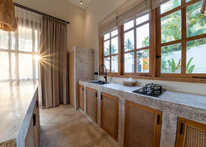 Semiramida By Evdekimi - Elegant 2br With Pool, Open-air Bath, Patio Villa